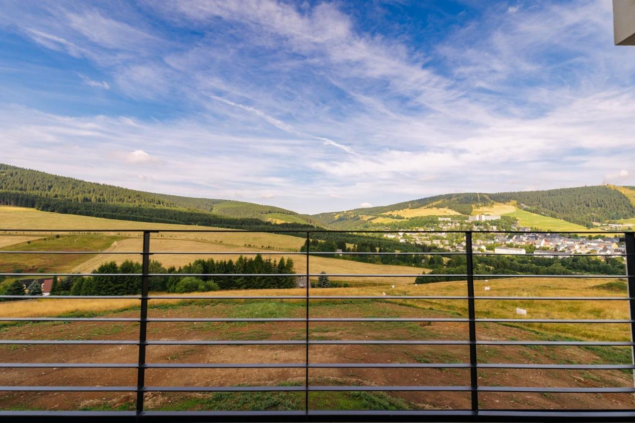 Apartment Enzian Loučná pod Klínovcem Екстериор снимка